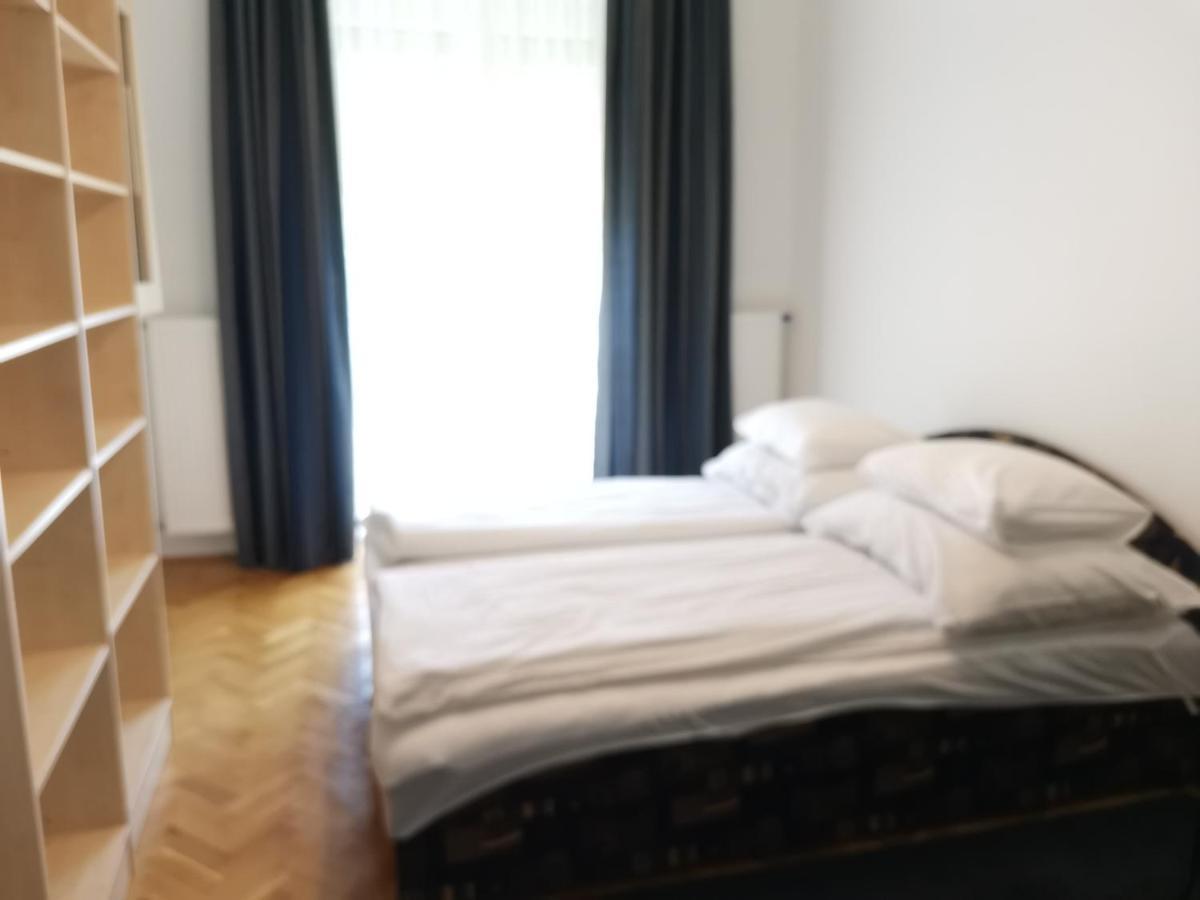 Sugar Apartman ديبريتْسين المظهر الخارجي الصورة